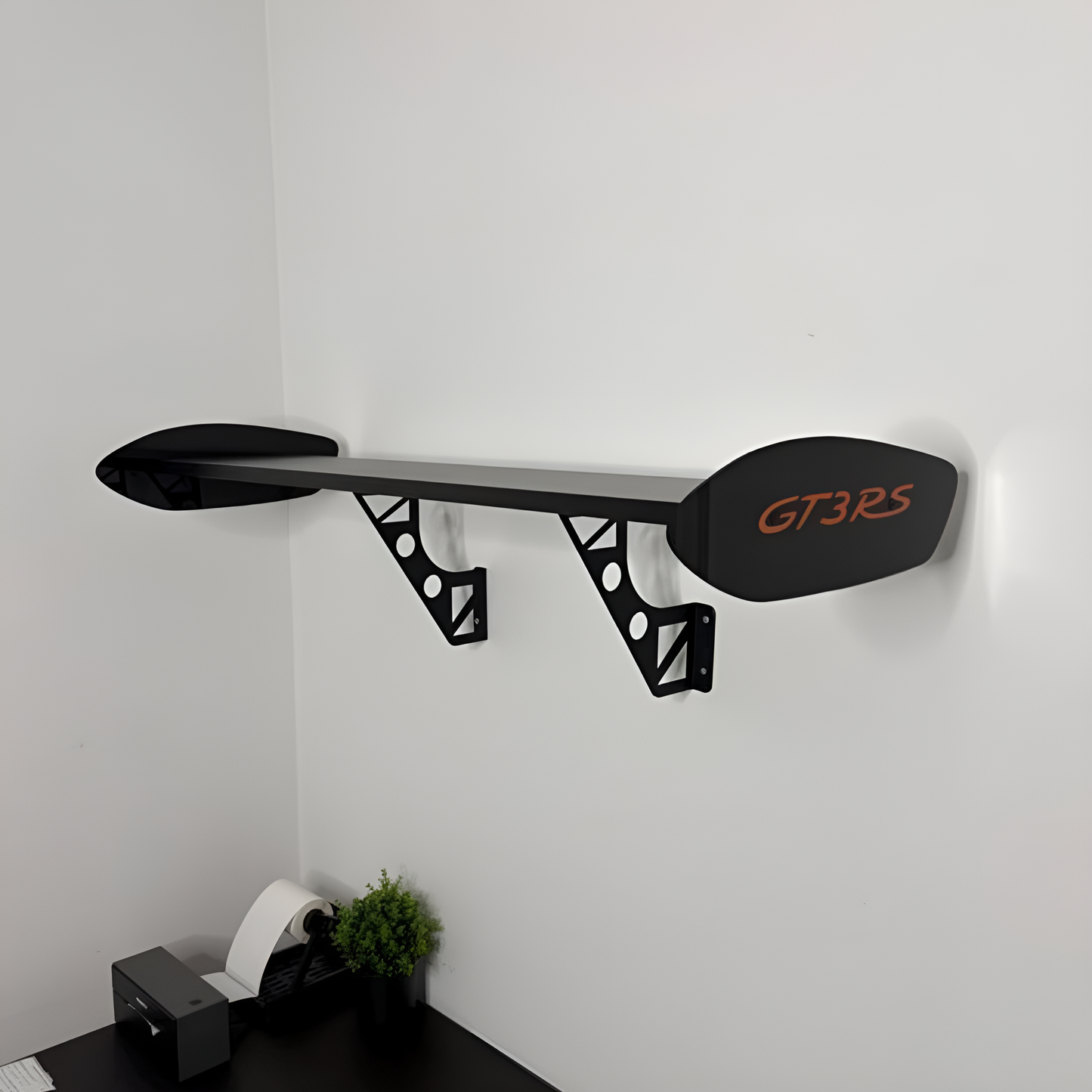 Spoiler Shelf جناح السيارة
